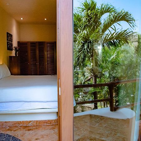 Porto Playa Condo Hotel And Beach Club Плайя-дель-Кармен Екстер'єр фото